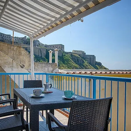 Casa Giovanni A Marina Corricella